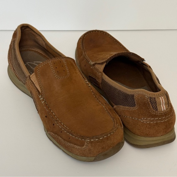 Clarks Tan Leather Slip-On Loafers Men Size 9.5M main image 7